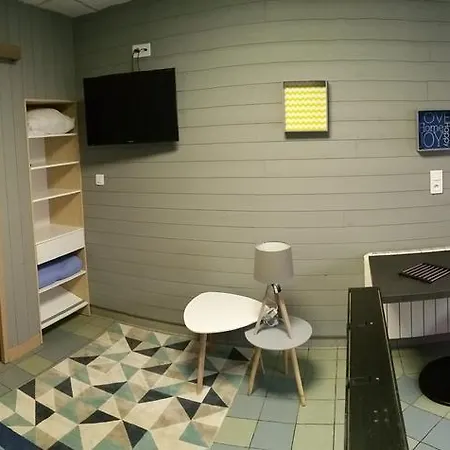 Aux 3 Arcades Hotel 2*