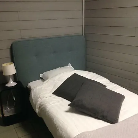 Aux 3 Arcades Hotel 2*